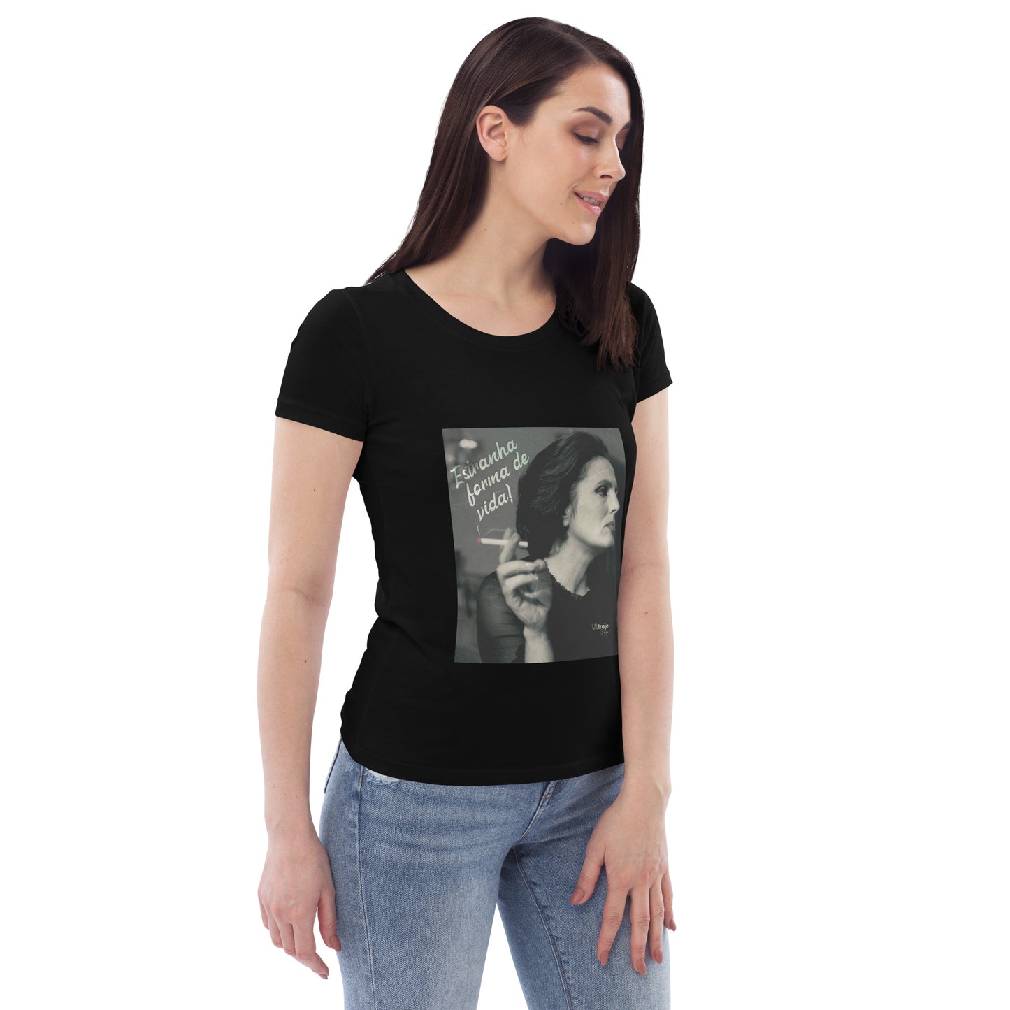 T-SHIRT FEMININA AMÁLIA RODRIGUES