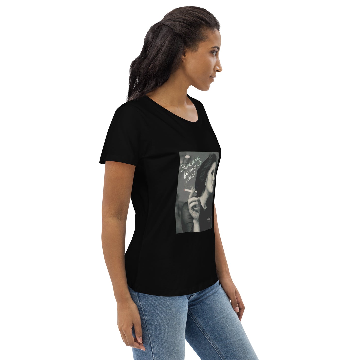 T-SHIRT FEMININA AMÁLIA RODRIGUES